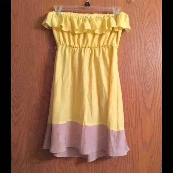 Yellow Strapless Ruffle Top Mini Dress w Belt Size Medium - Picture 5 of 5